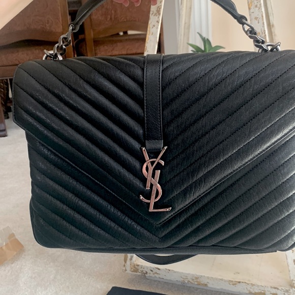 College large YSL ♥️Authenticity Card included♥️ - Picture 7 of 17